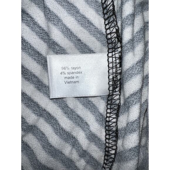 Stripe Wrap TOP Lane Bryant 2X Super Soft Knit Blouse Black White 22W 24W NEW - Picture 8 of 8